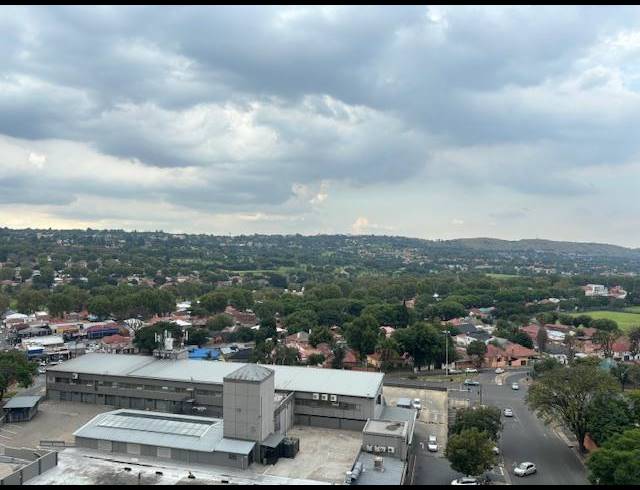 1 BEDROOM PROPERTY TO RENT IN KENSINGTON